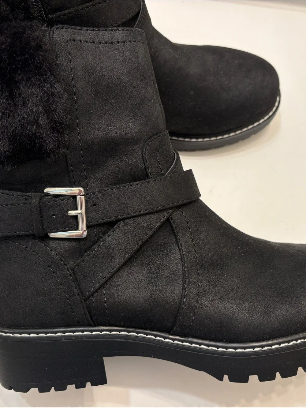 Faux-Fur Trim Black Winter Boots with Side Zip